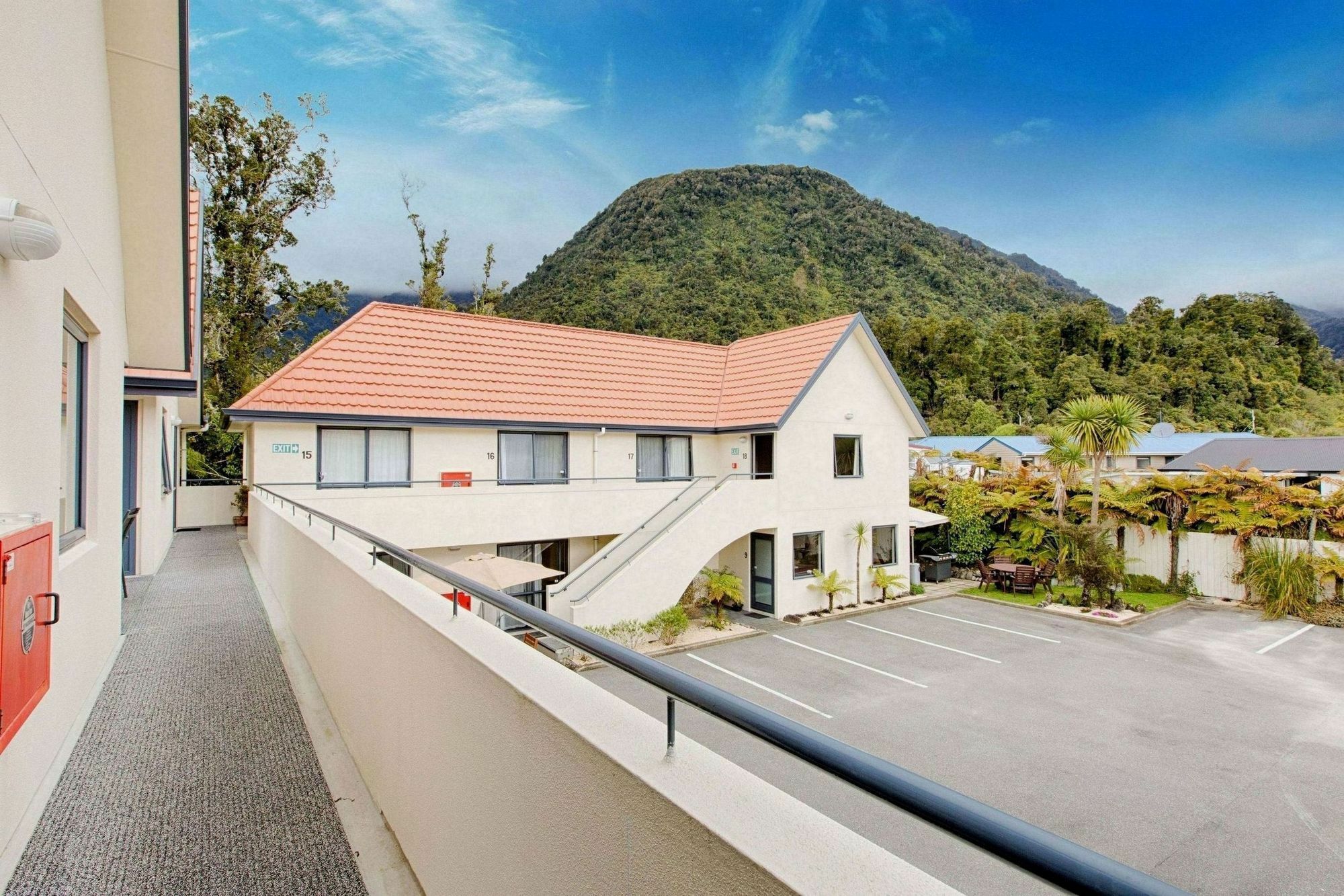 弗朗茨约瑟夫冰川汽车旅馆 弗朗兹约瑟夫 外观 照片
